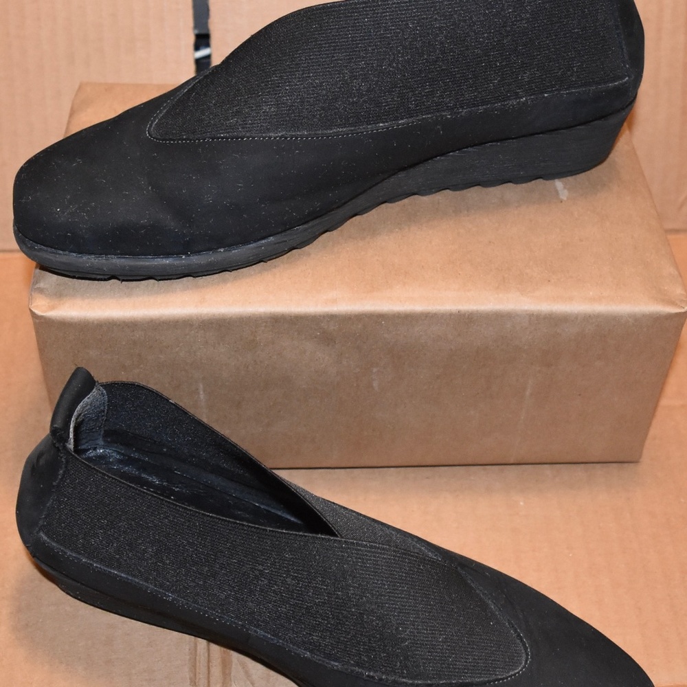 THE FLEXX WOMEN'S STRETCH RUN MOCCASIN